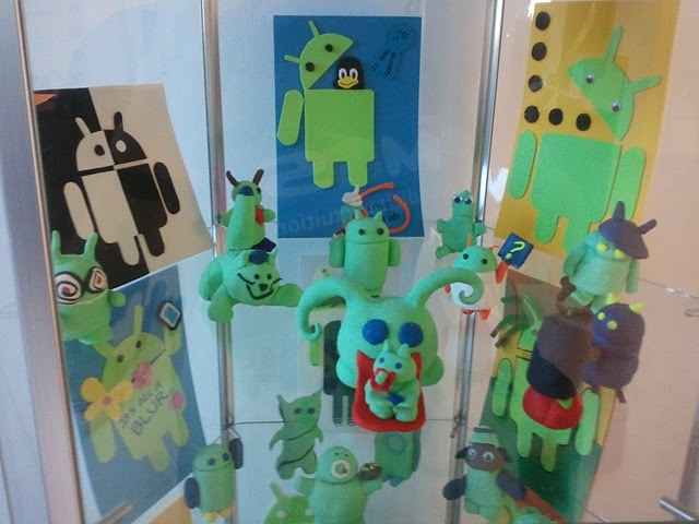 Motorola Silicon Valley lobby Android display
